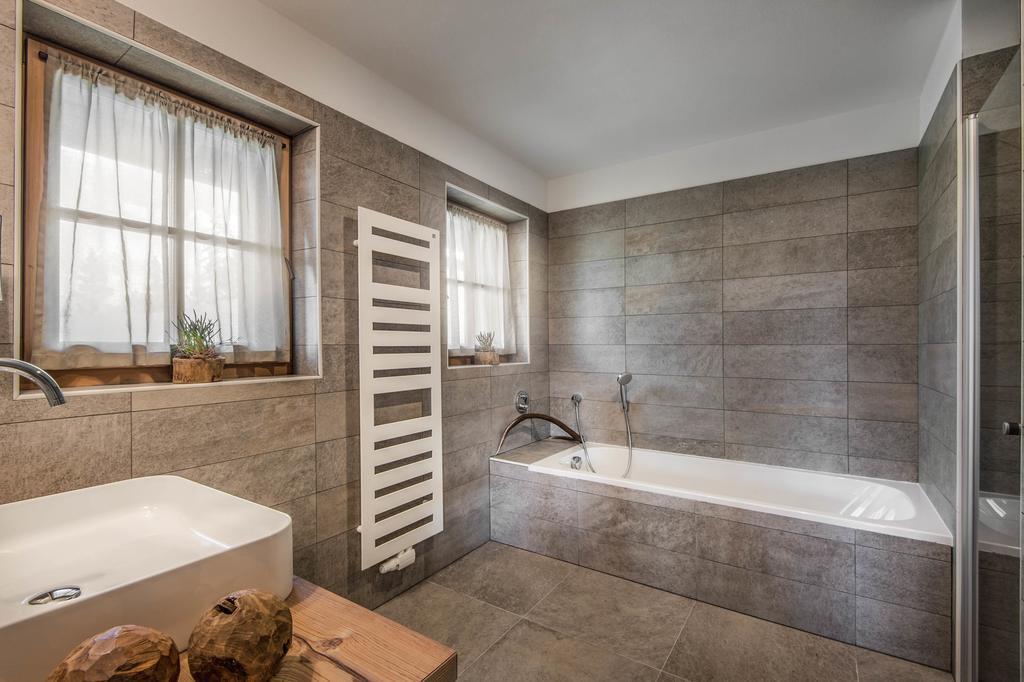 Mountain Chalet Pia La Valle Ngoại thất bức ảnh